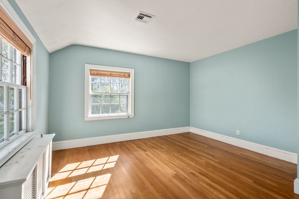22 Lafayette Cir