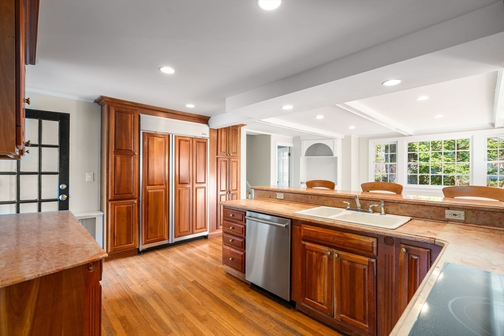 22 Lafayette Cir