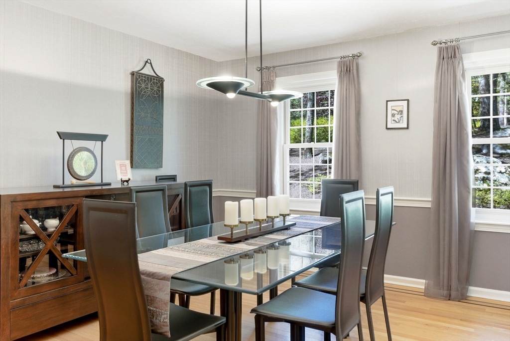 8 Valleywood Rd
