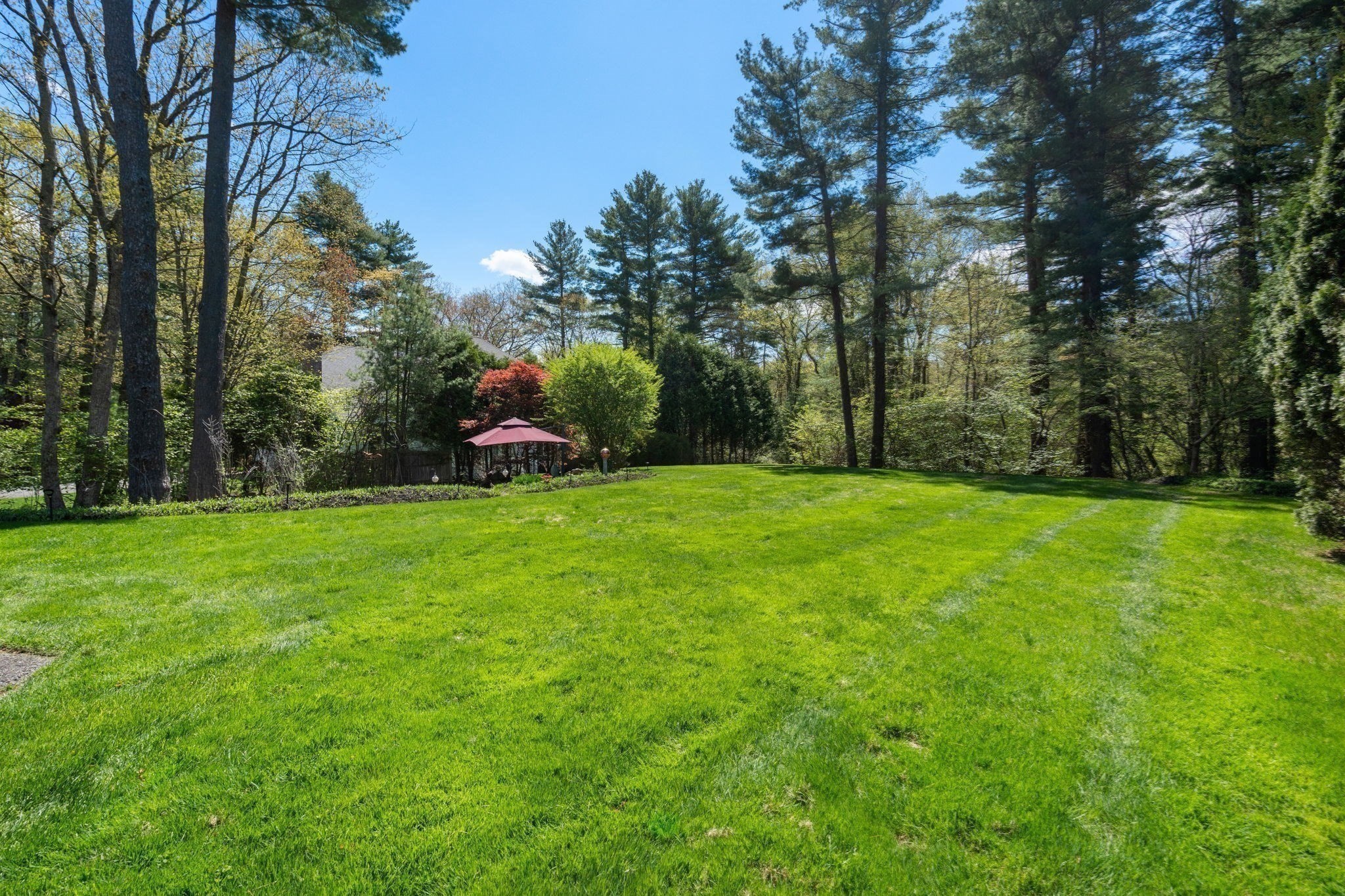 69 Nixon Rd