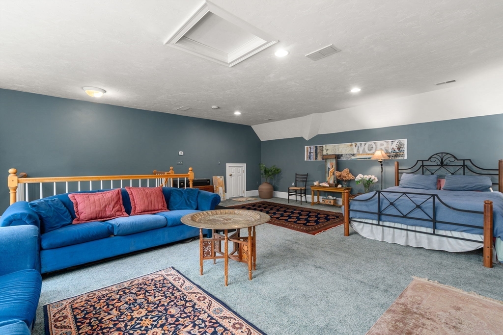 69 Nixon Rd