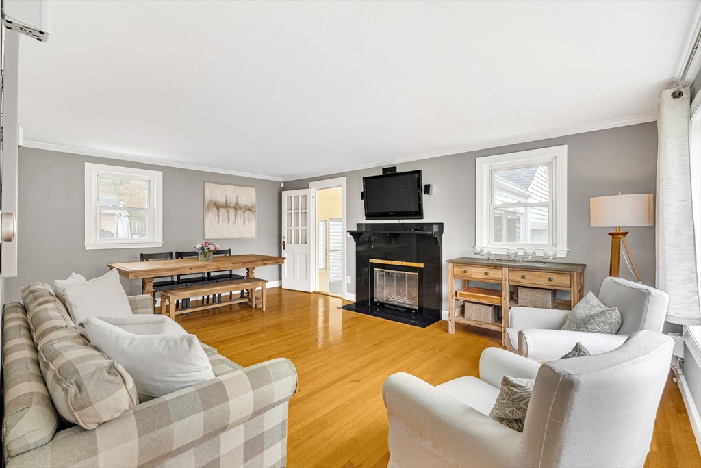 65 Florita Dr