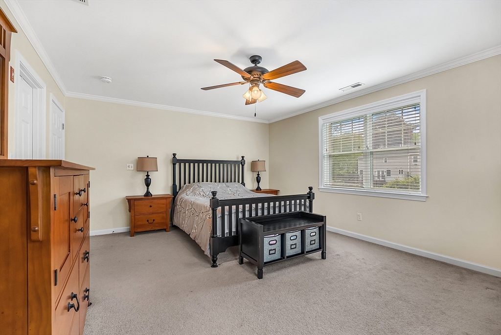 17 Russell Rd