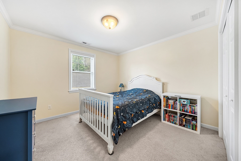 17 Russell Rd
