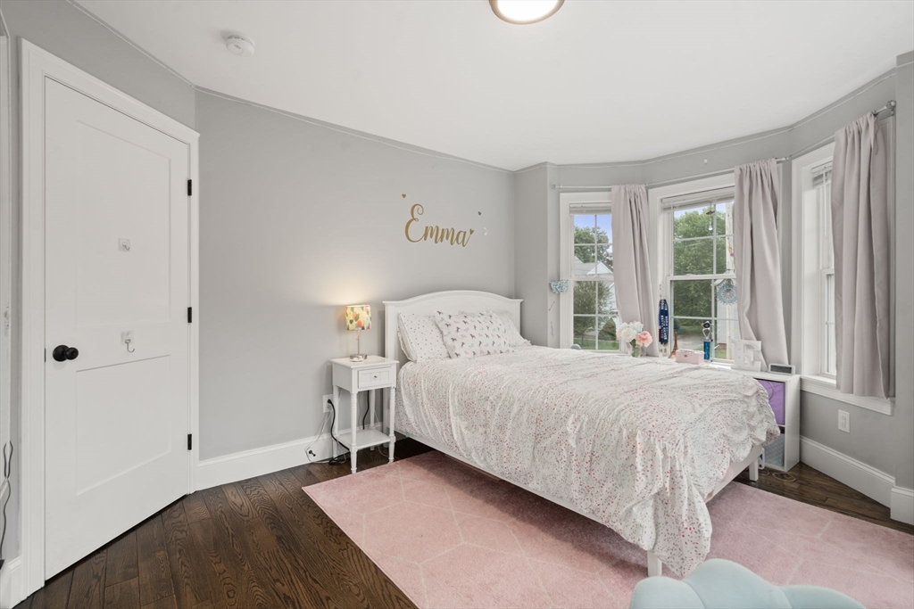 14 Adams St # 14