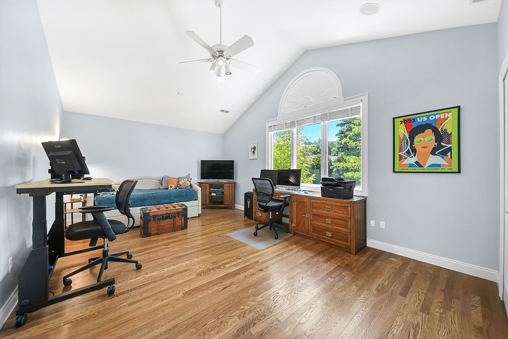 202 Dahlia Dr # 202