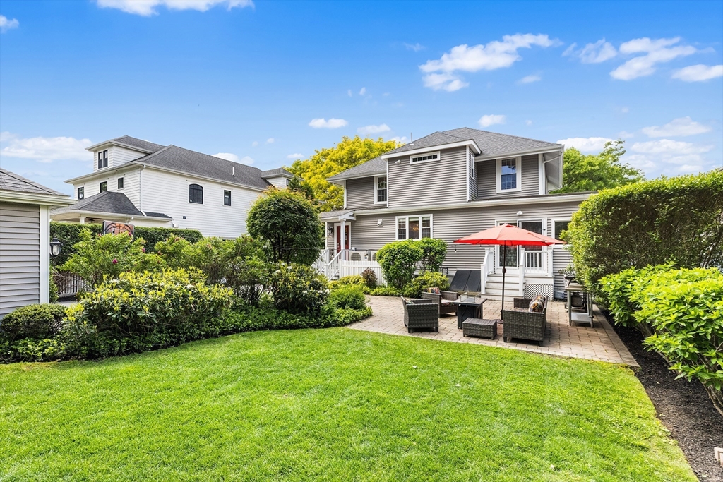 1058 Highland Ave