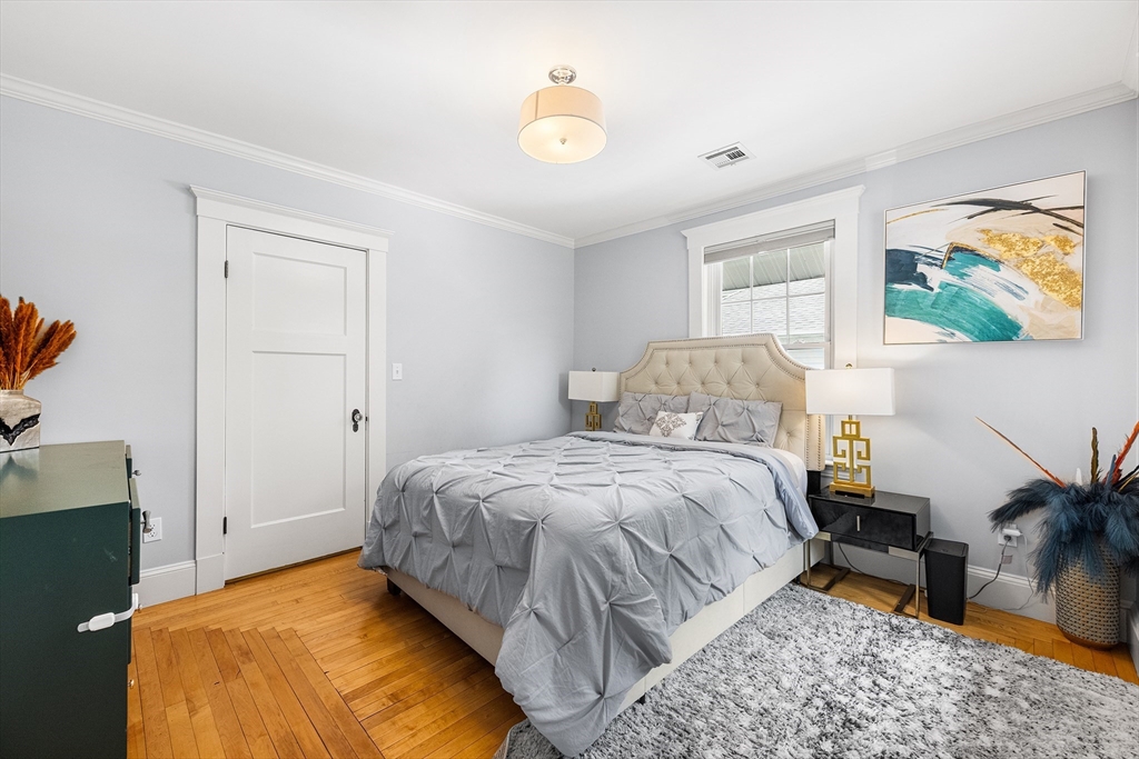 1058 Highland Ave