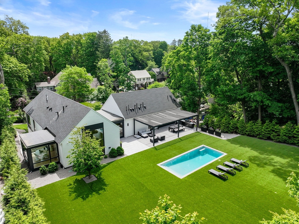 21 White Oak Rd