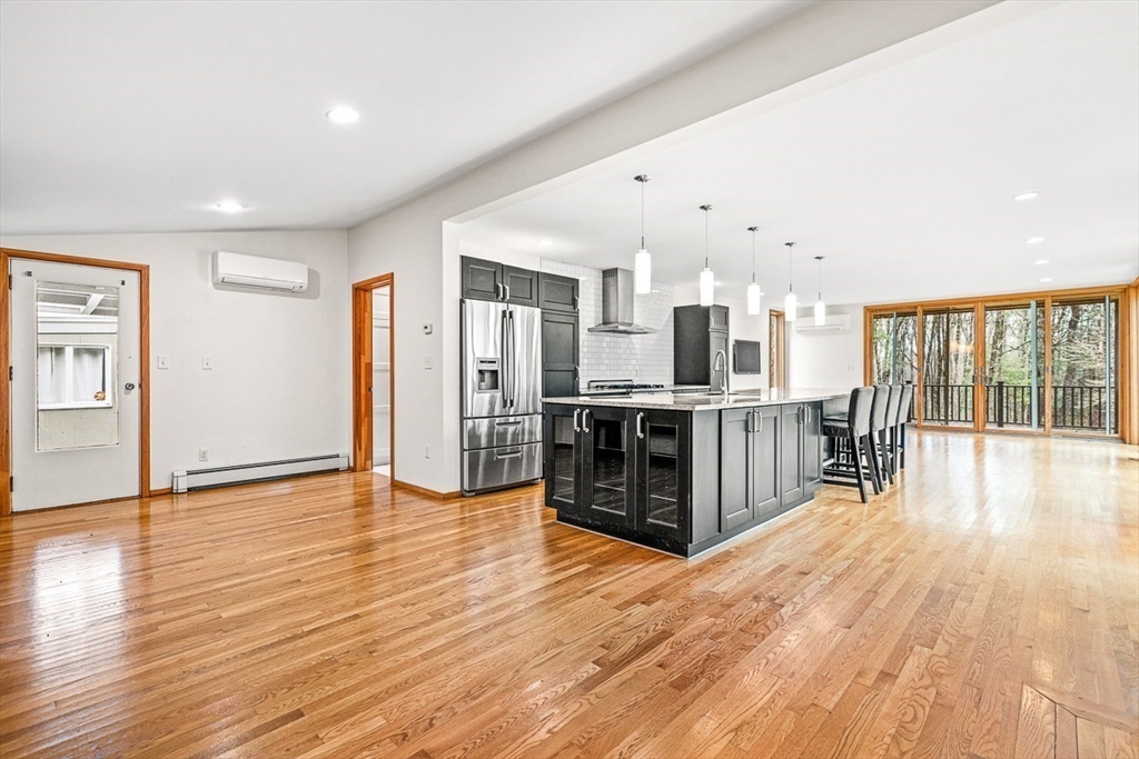 583 Gay St
