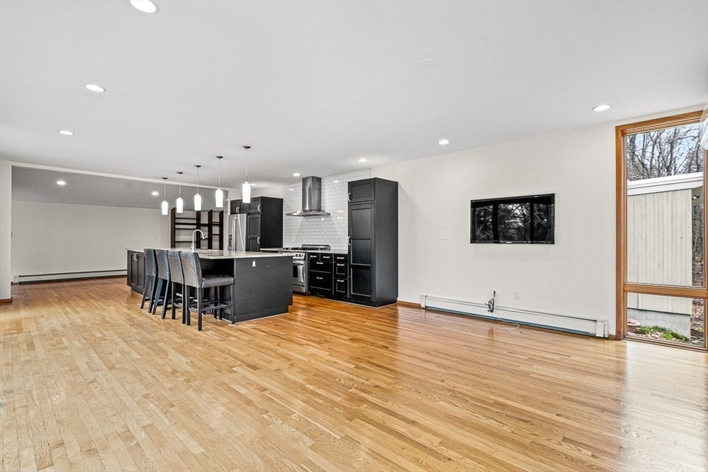583 Gay St