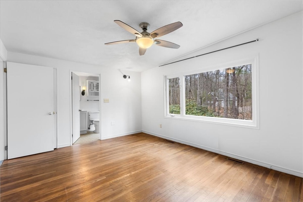 583 Gay St