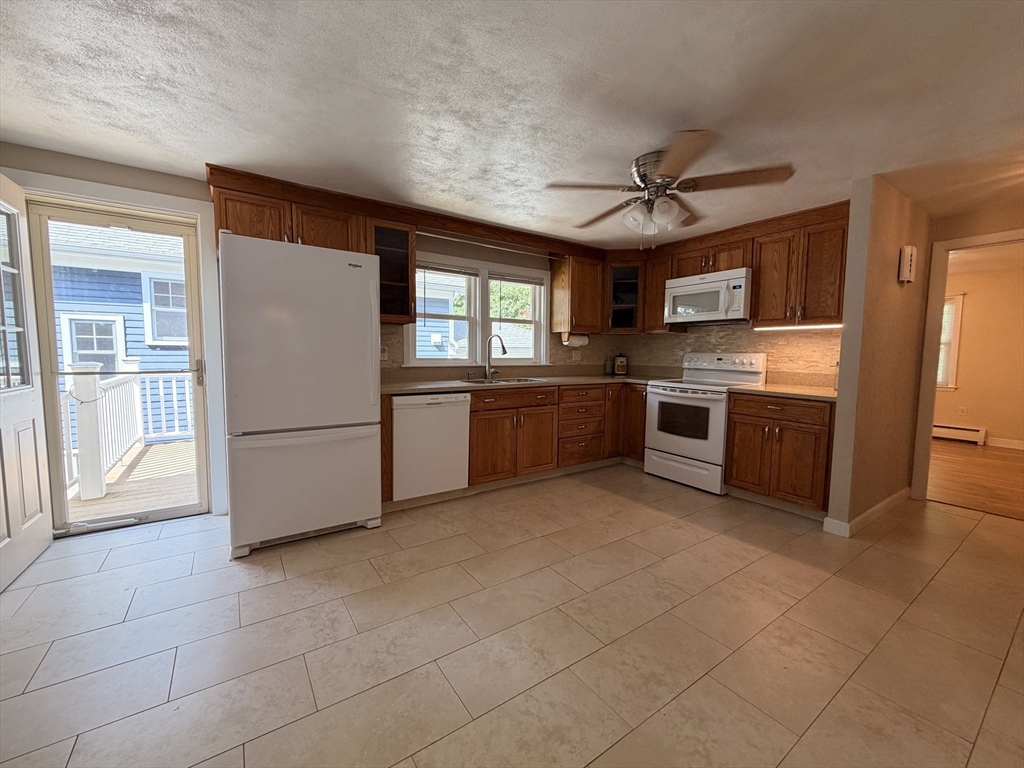 43 Deerfield Ave