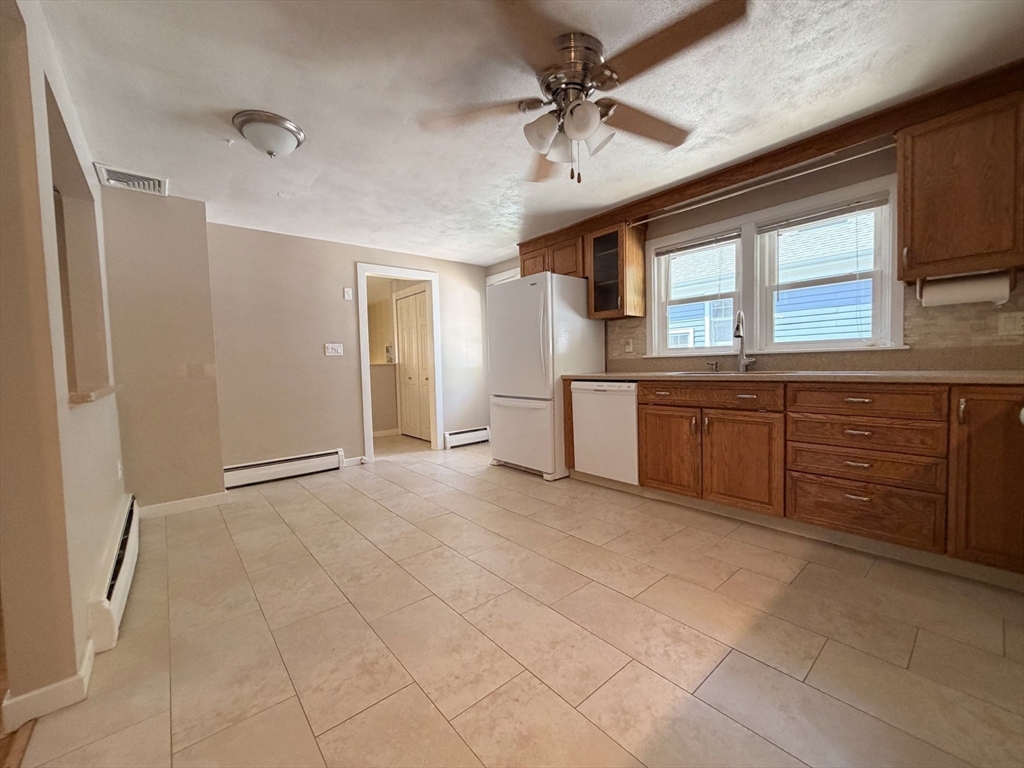 43 Deerfield Ave