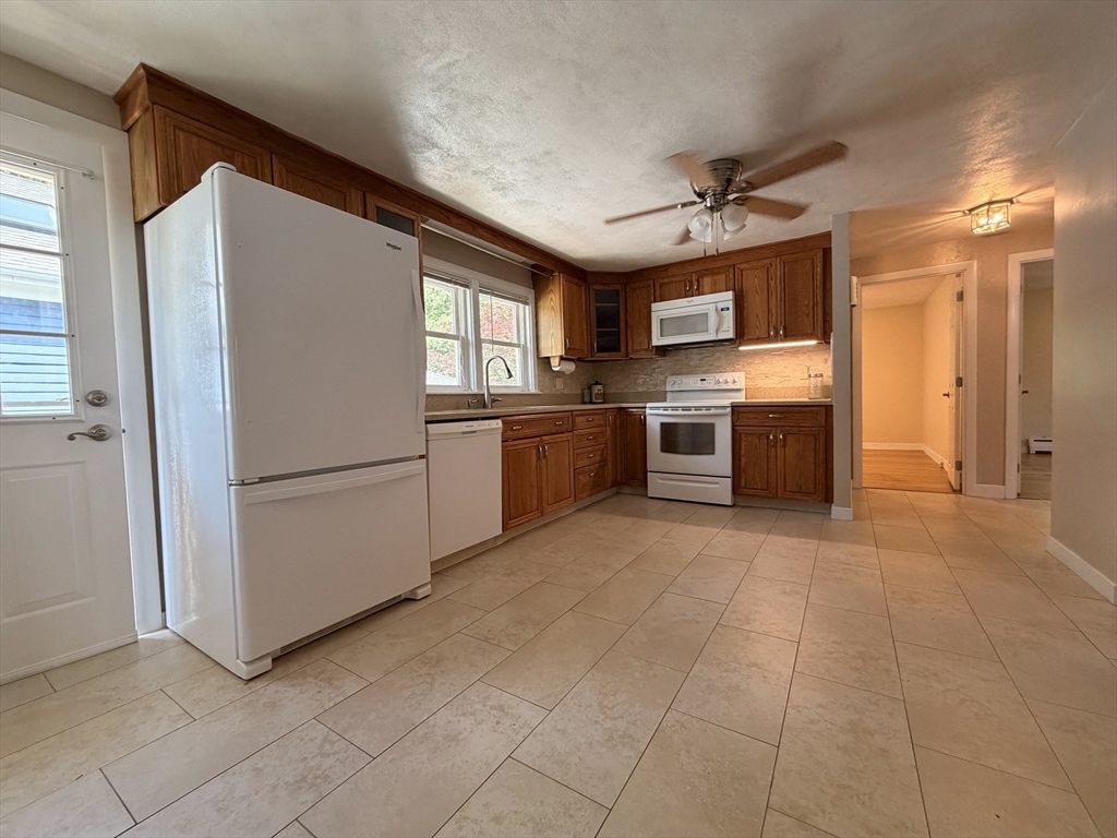 43 Deerfield Ave
