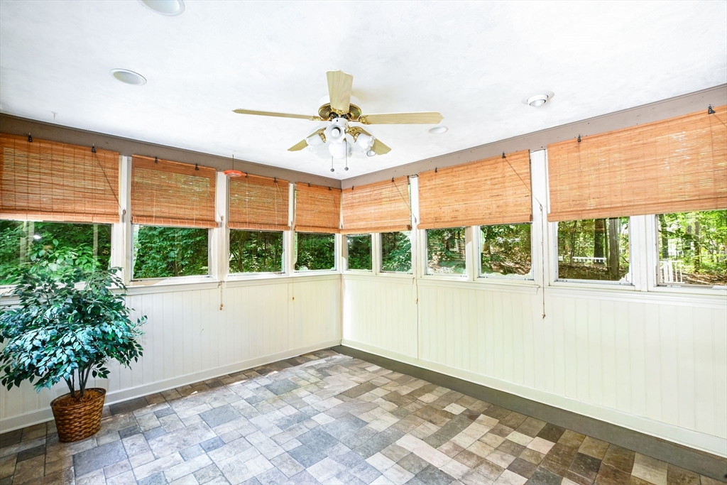 48 Mill Pond Cir