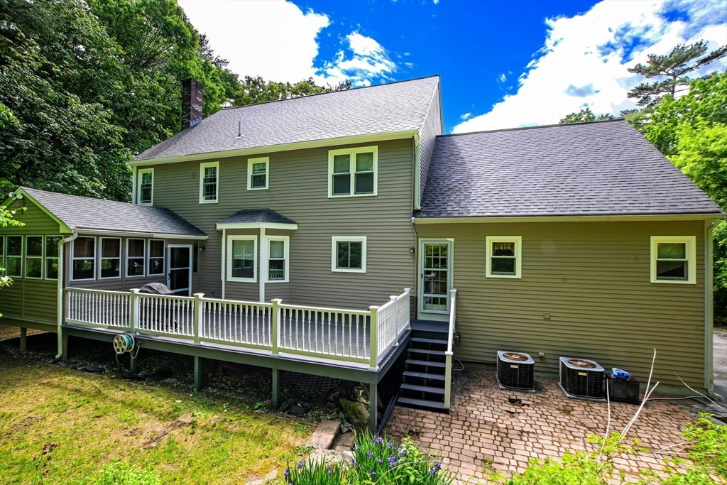 48 Mill Pond Cir