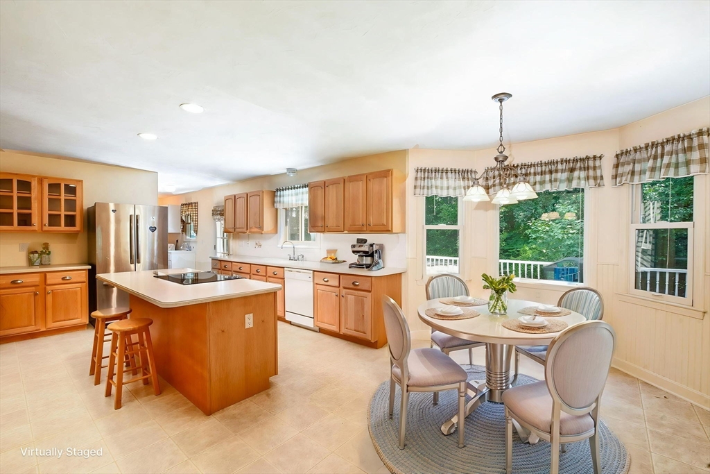 48 Mill Pond Cir