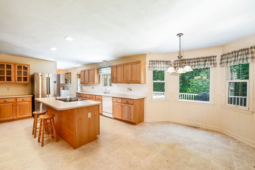 48 Mill Pond Cir