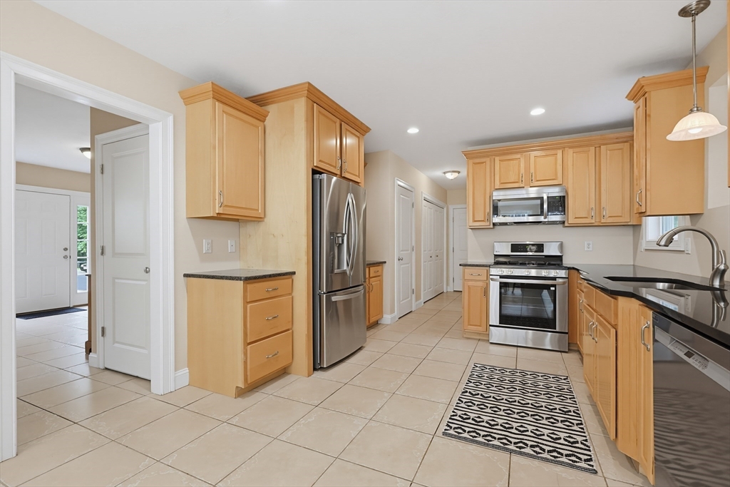 25 Sullivan Way