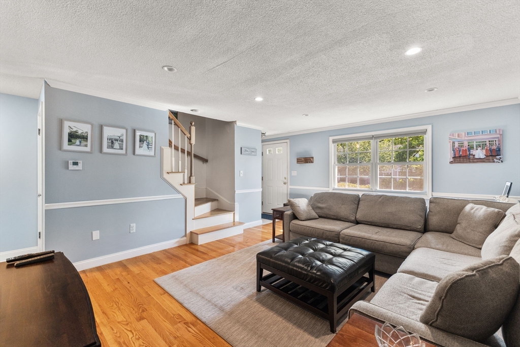 112 Cocasset St # 3