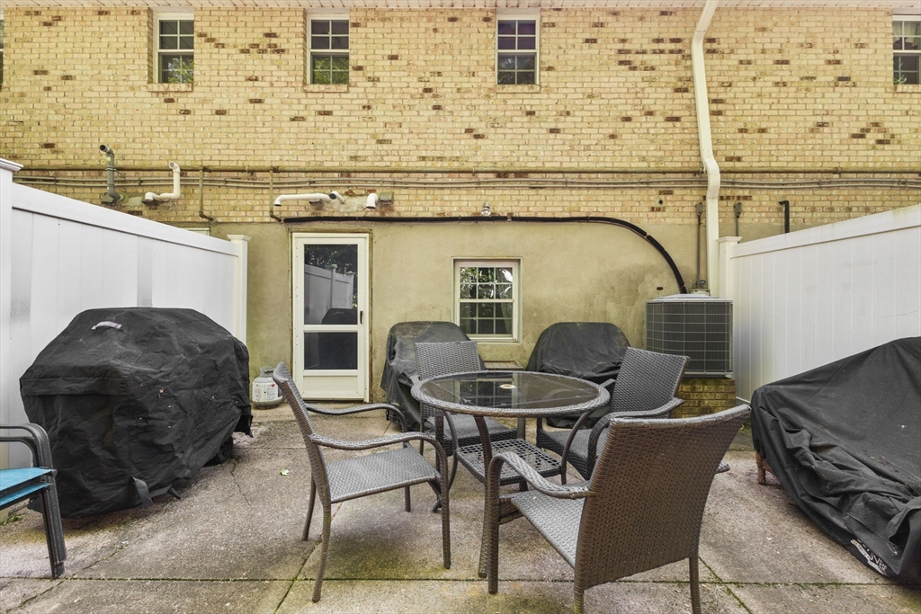 112 Cocasset St # 3