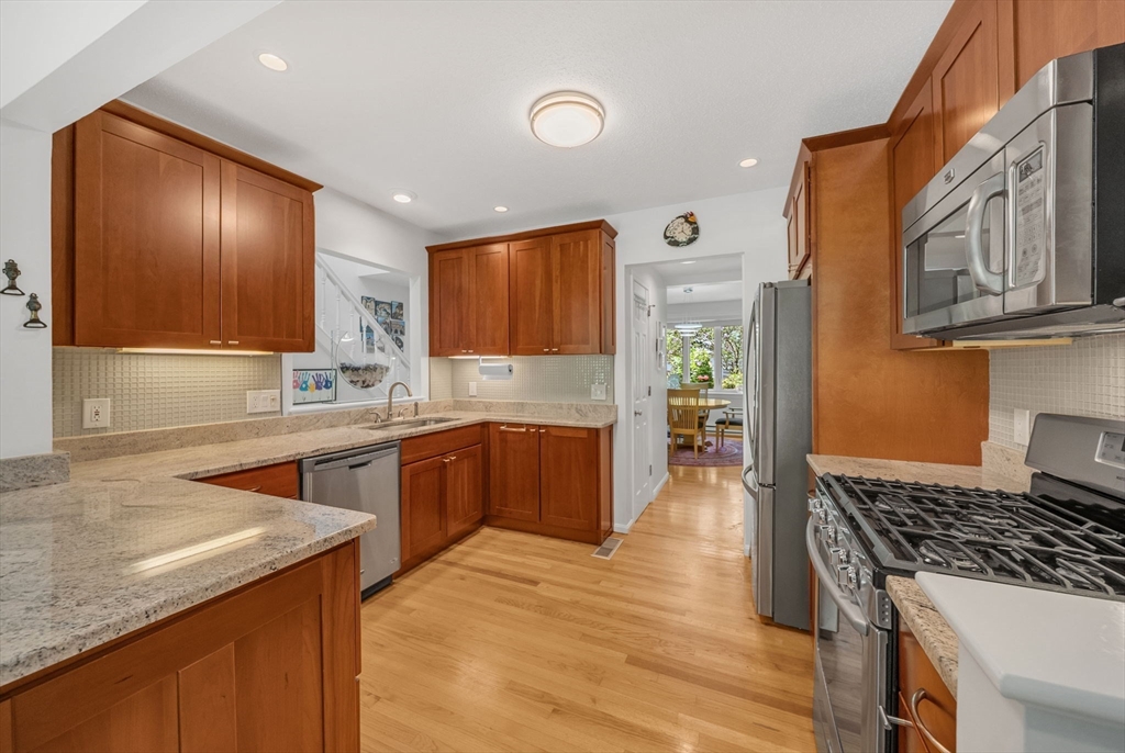 91 Hillside Dr # 91