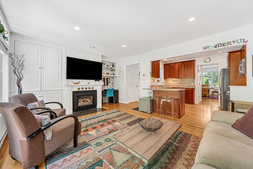 91 Hillside Dr # 91