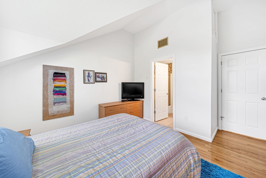 91 Hillside Dr # 91