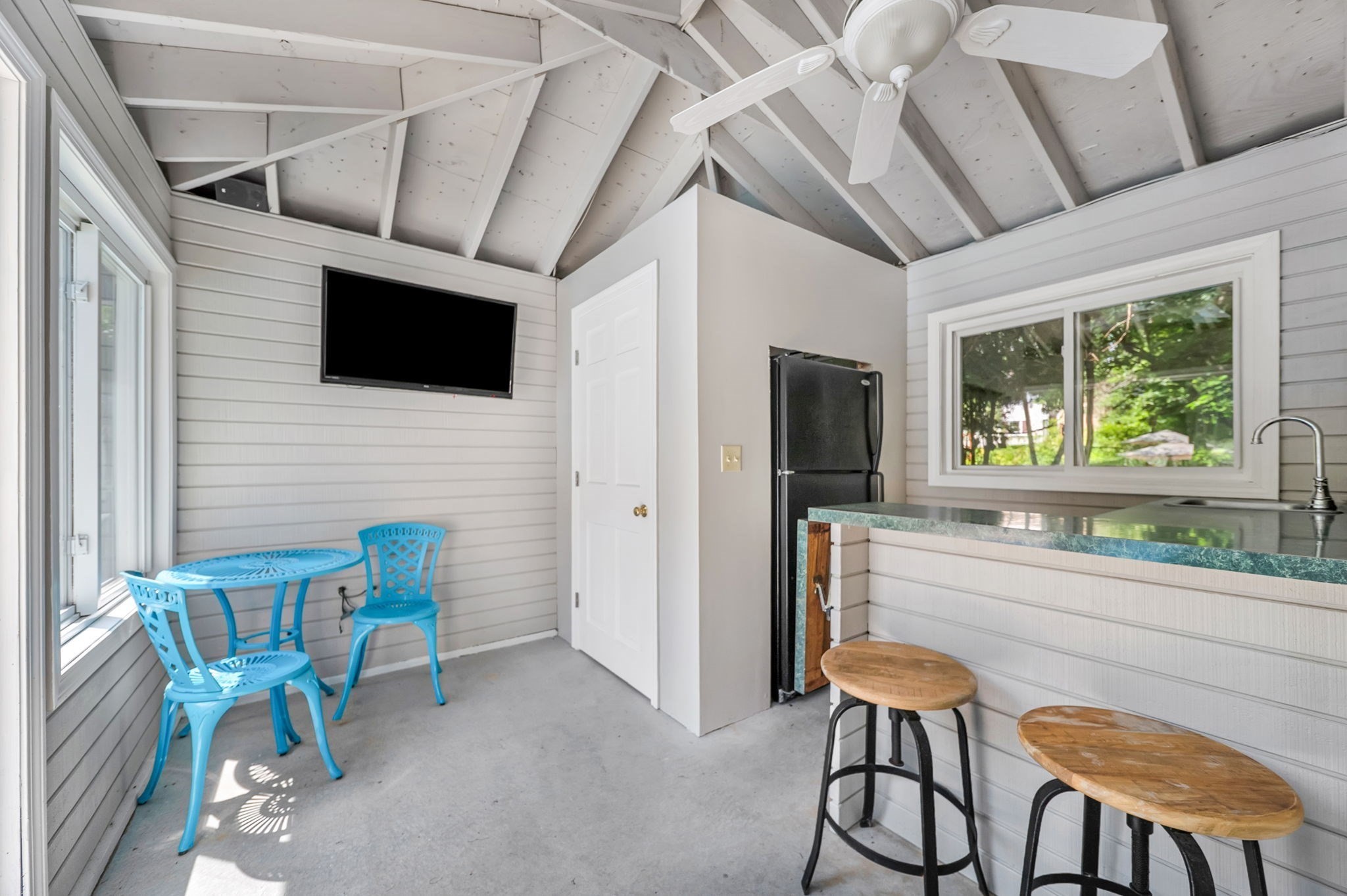 32 Briarwood Rd