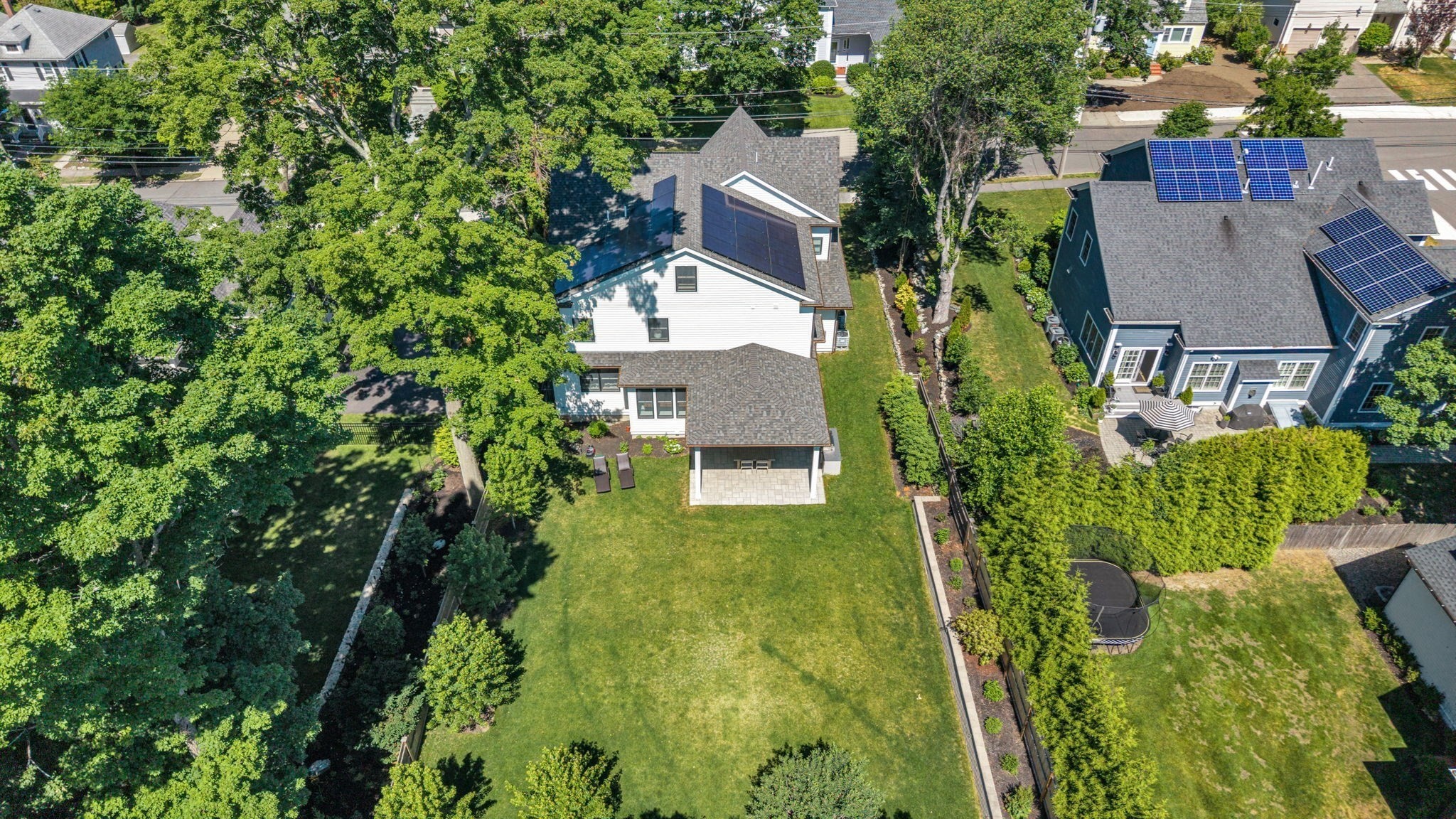 98 Beethoven Ave