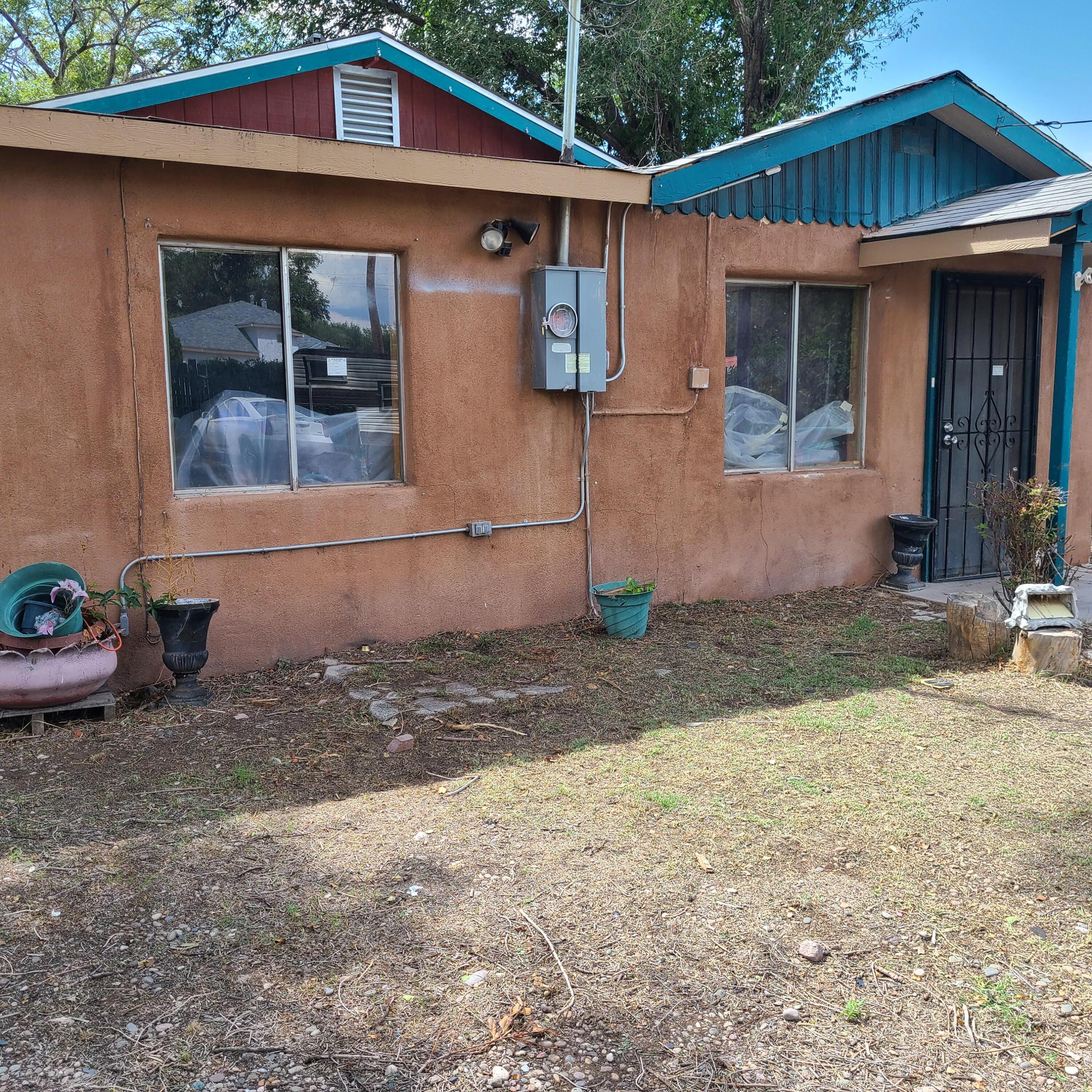 809 Riverside Road SW