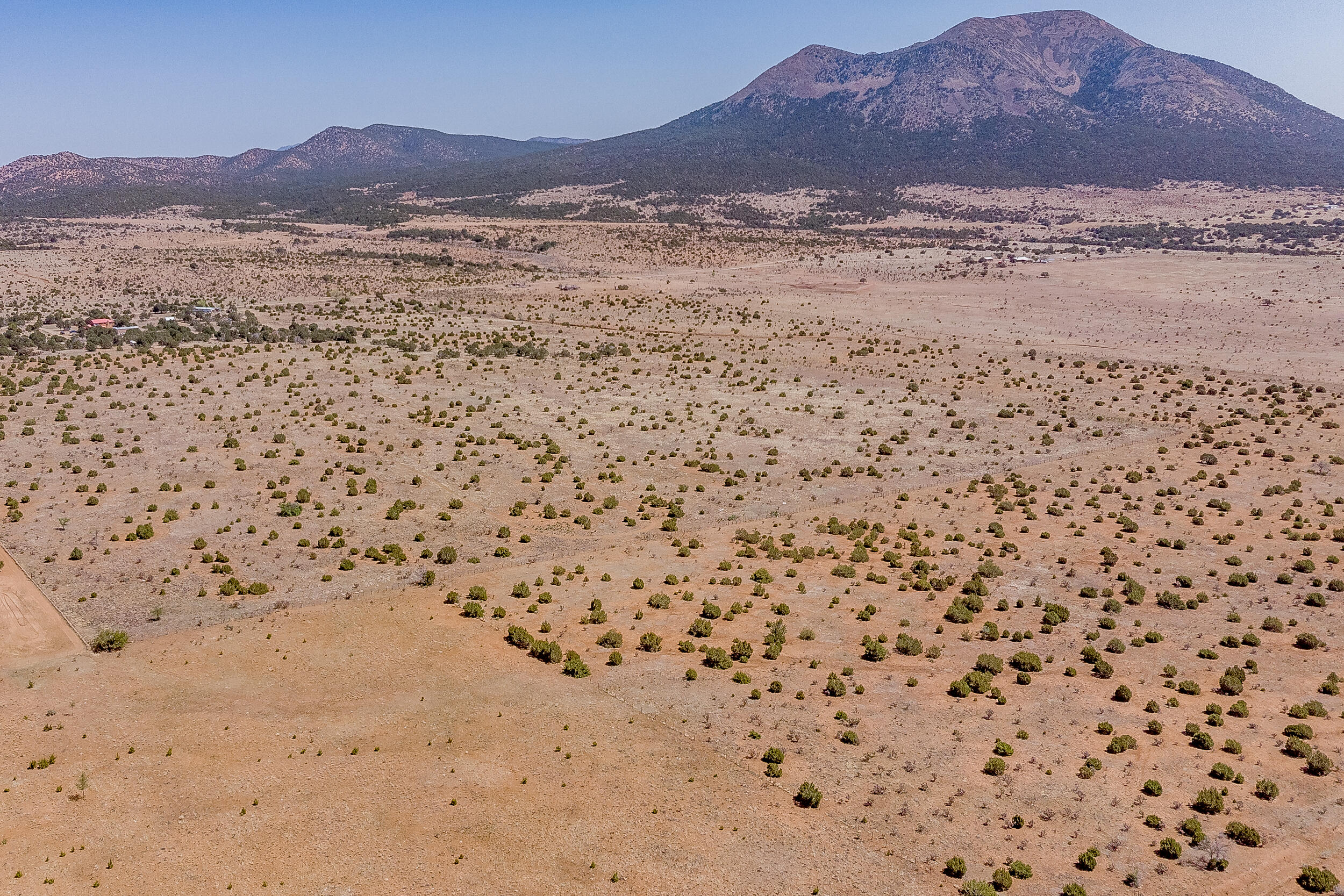 201 Entranosa/ E 1/2 Nw 1/4 Road