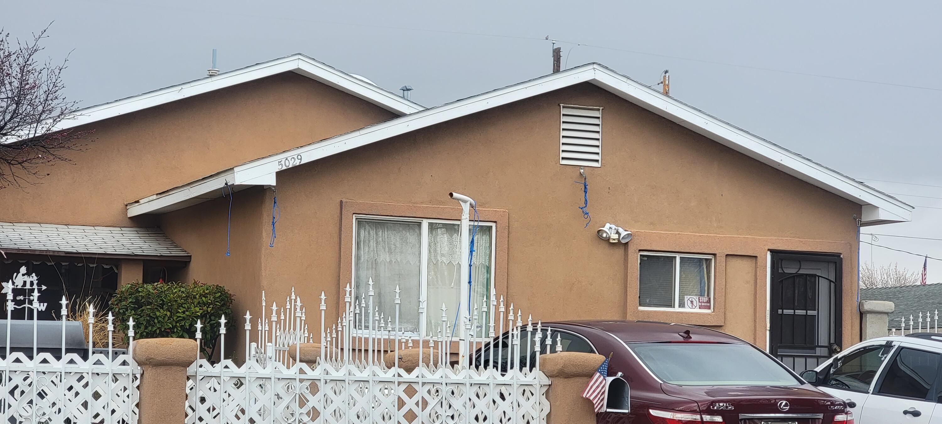 5029 Valle Del Sol Road NW