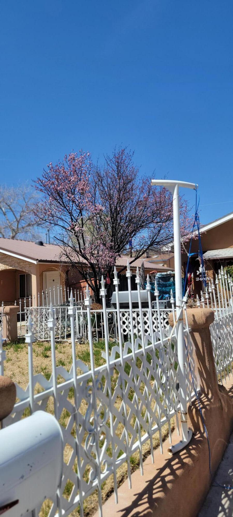 5029 Valle Del Sol Road NW