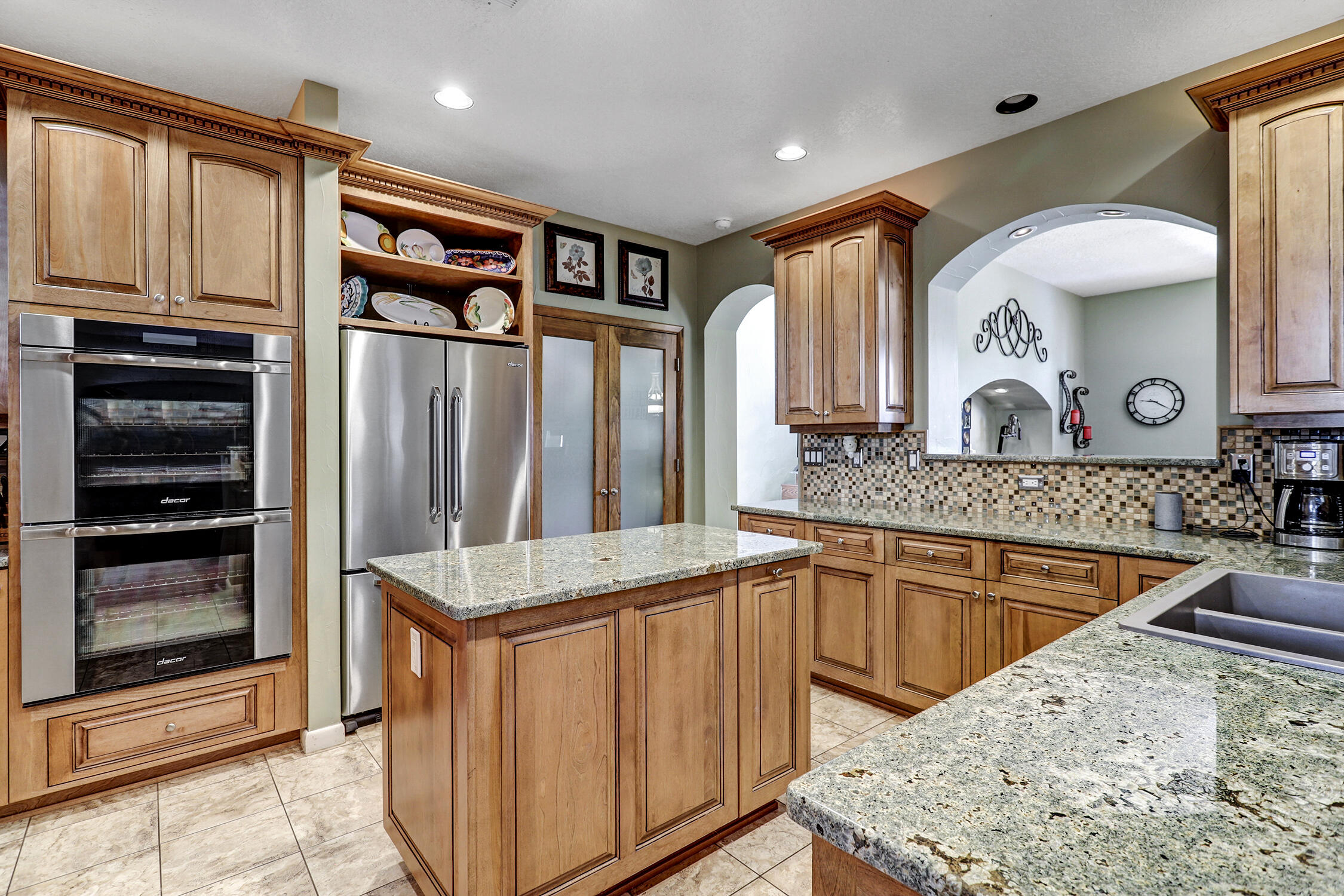 6119 Whiteman Drive NW