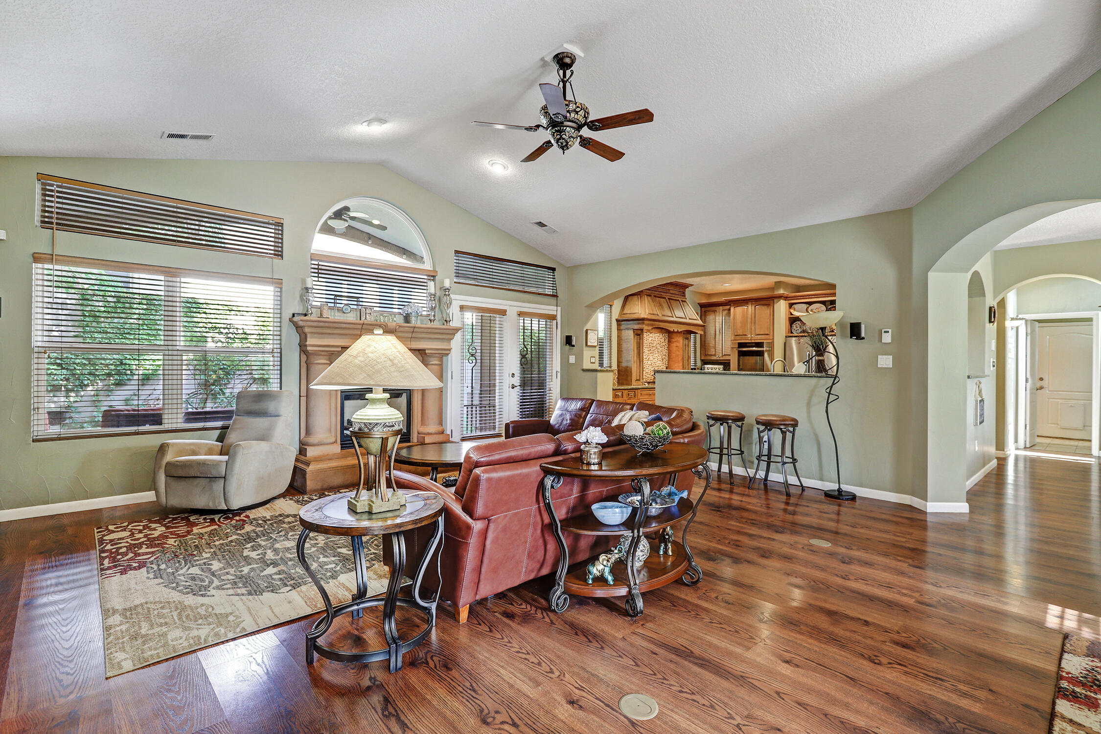 6119 Whiteman Drive NW