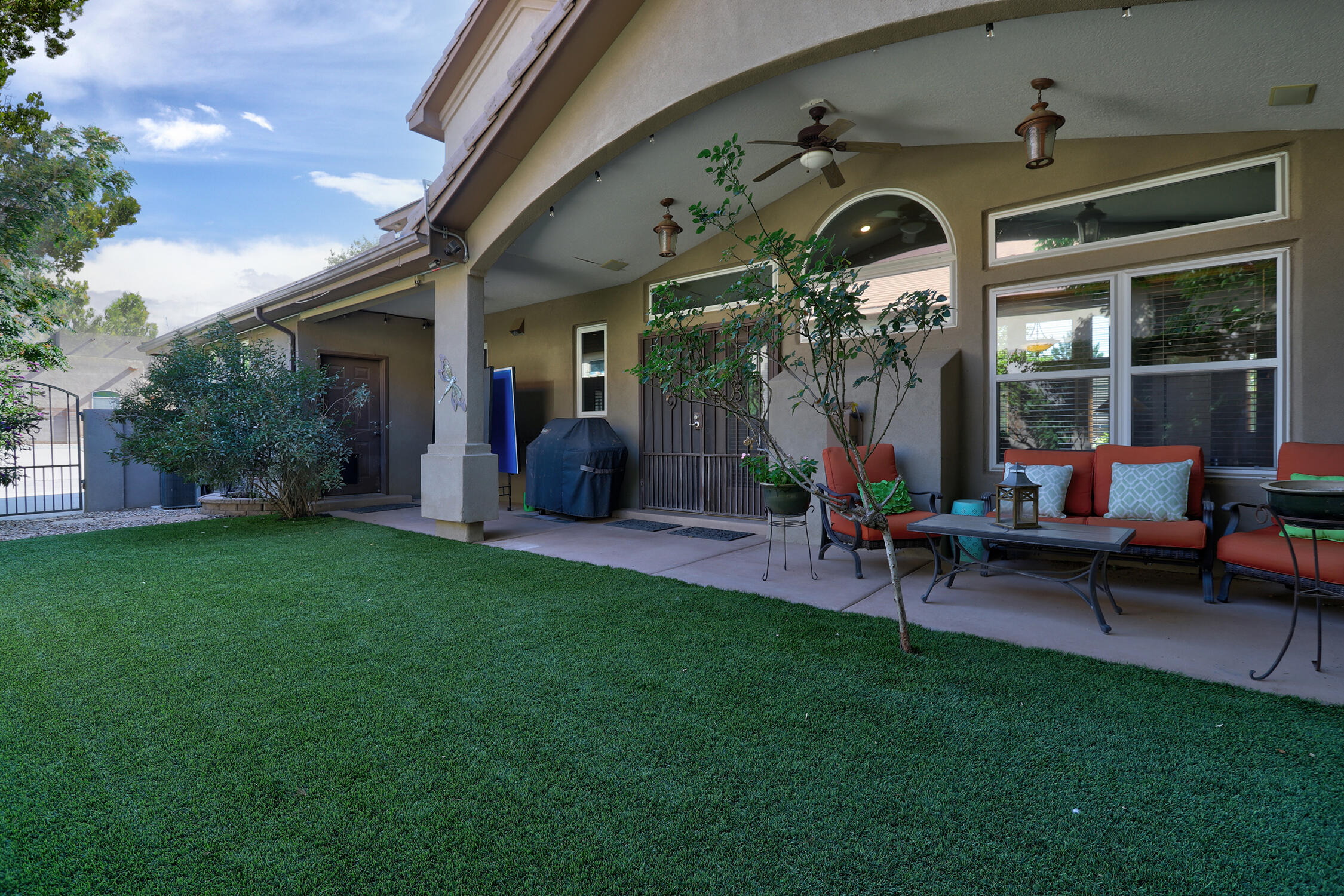 6119 Whiteman Drive NW