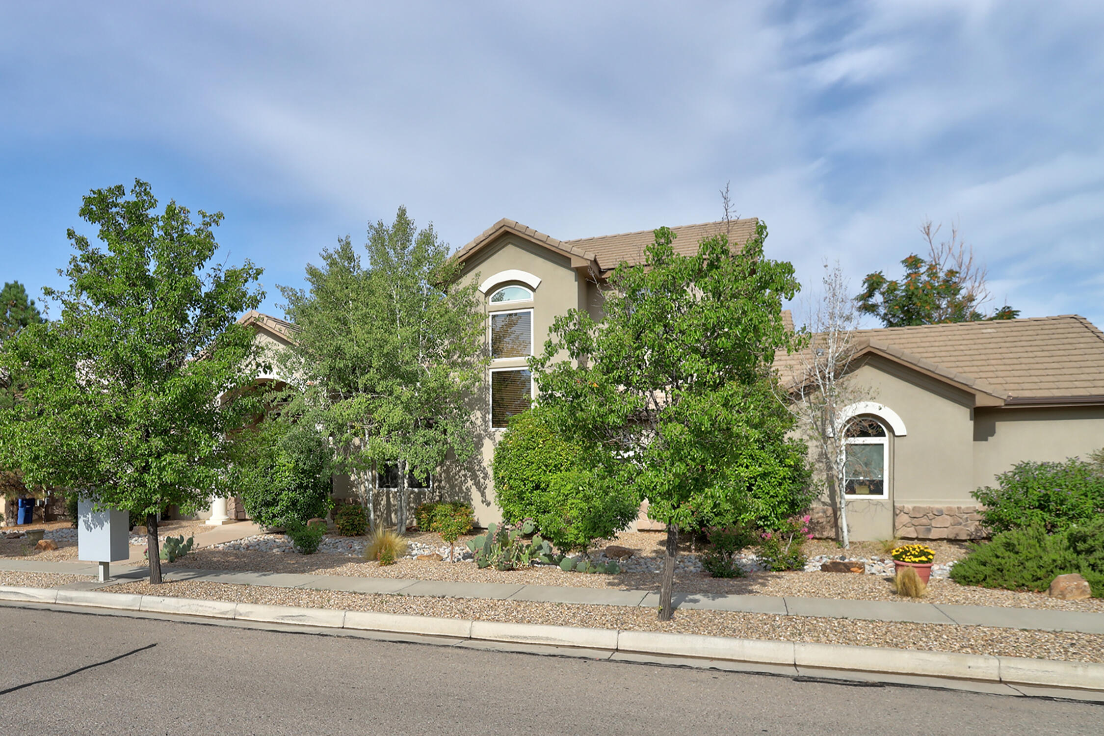 6119 Whiteman Drive NW