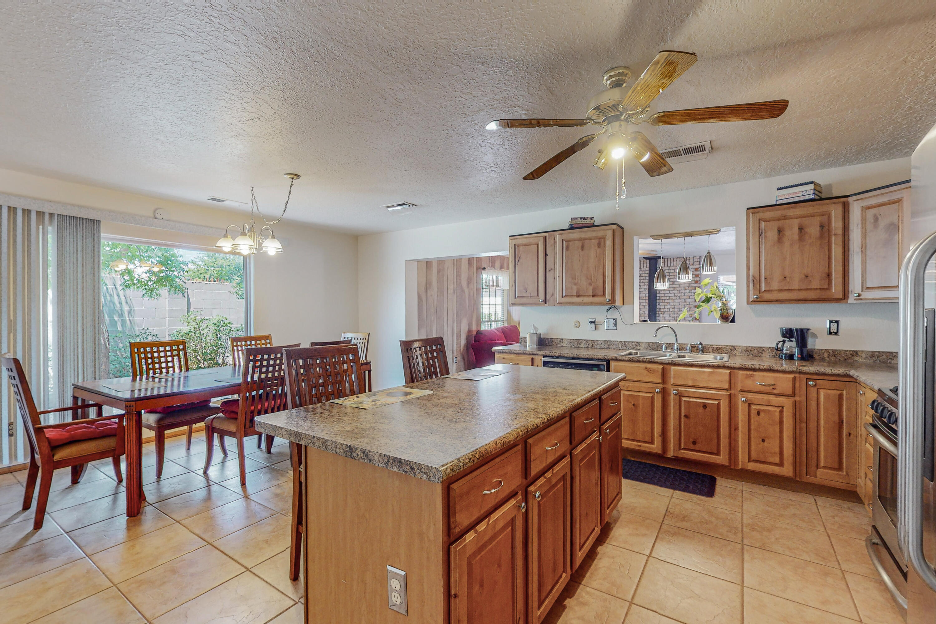 10620 Andrea Circle NW