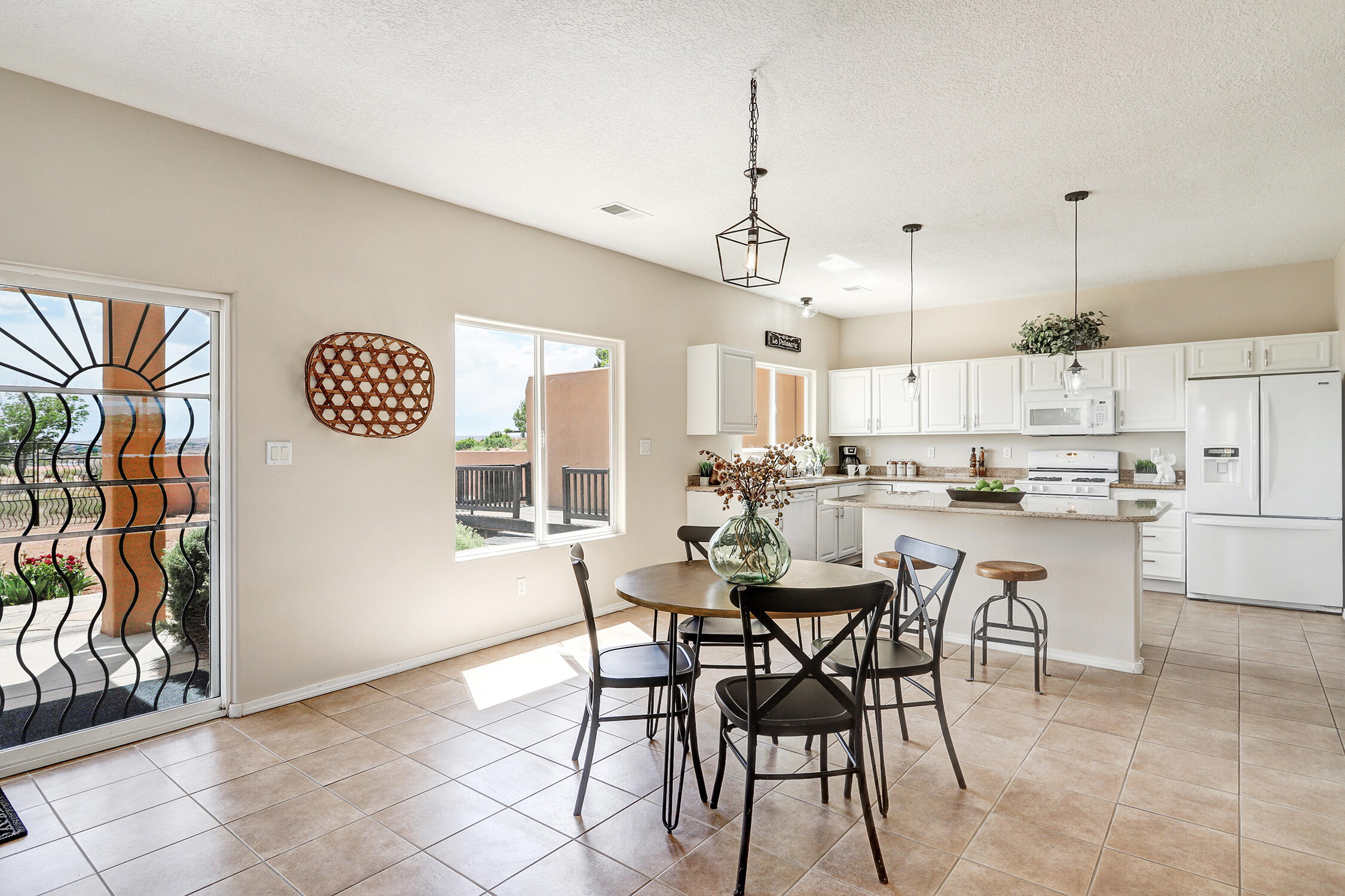 6520 Pasilla Road NE