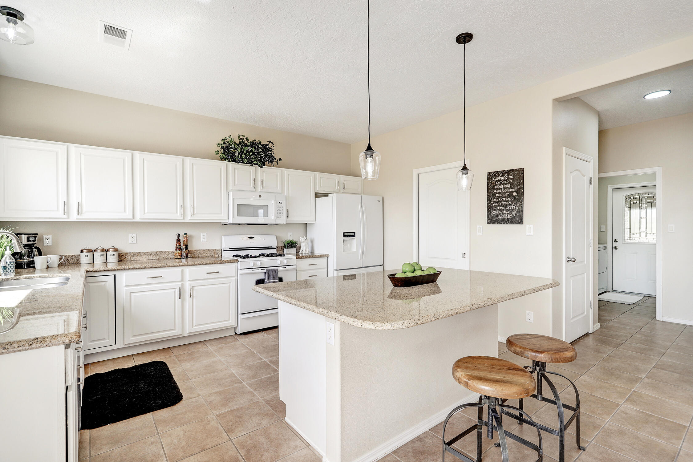 6520 Pasilla Road NE