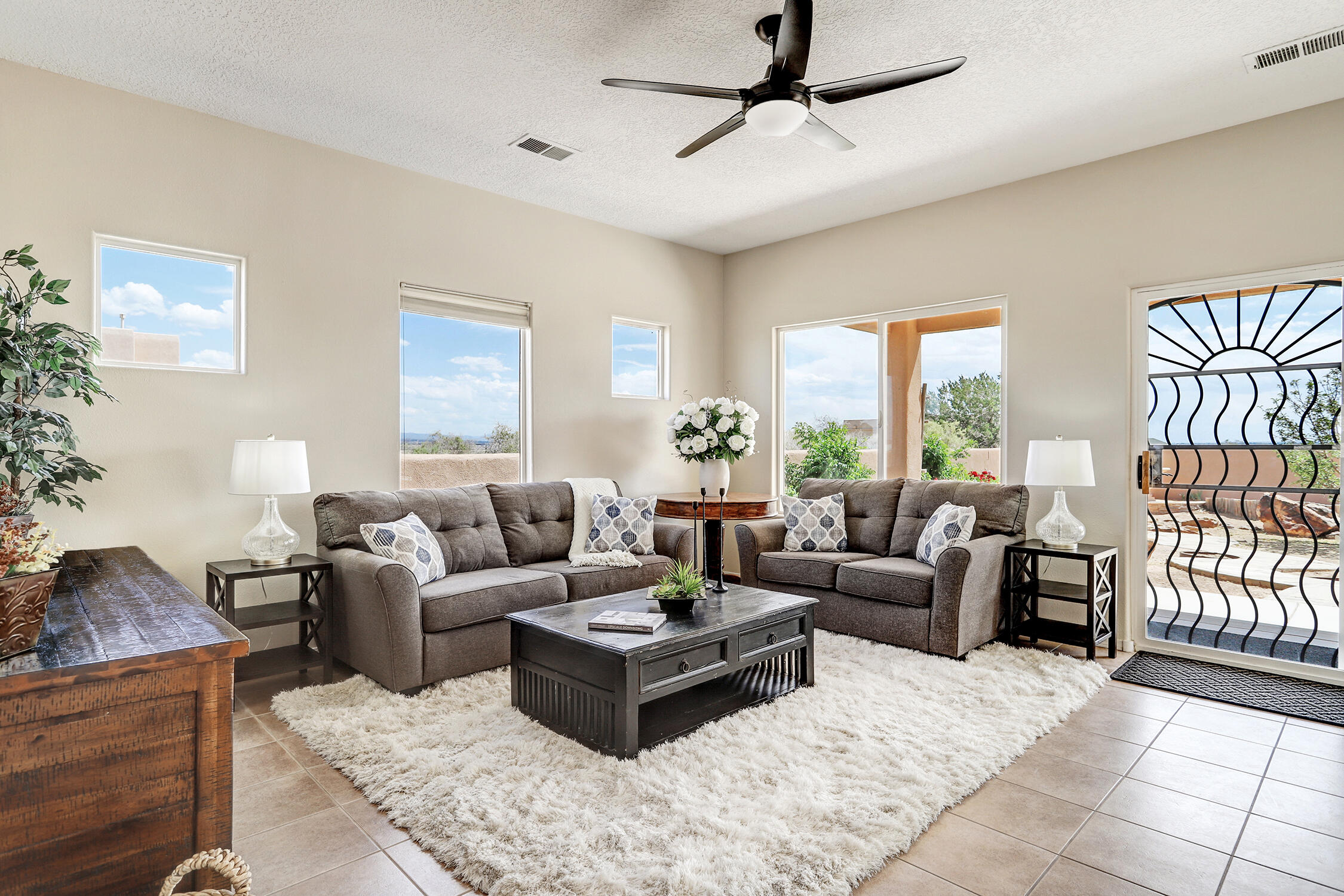 6520 Pasilla Road NE