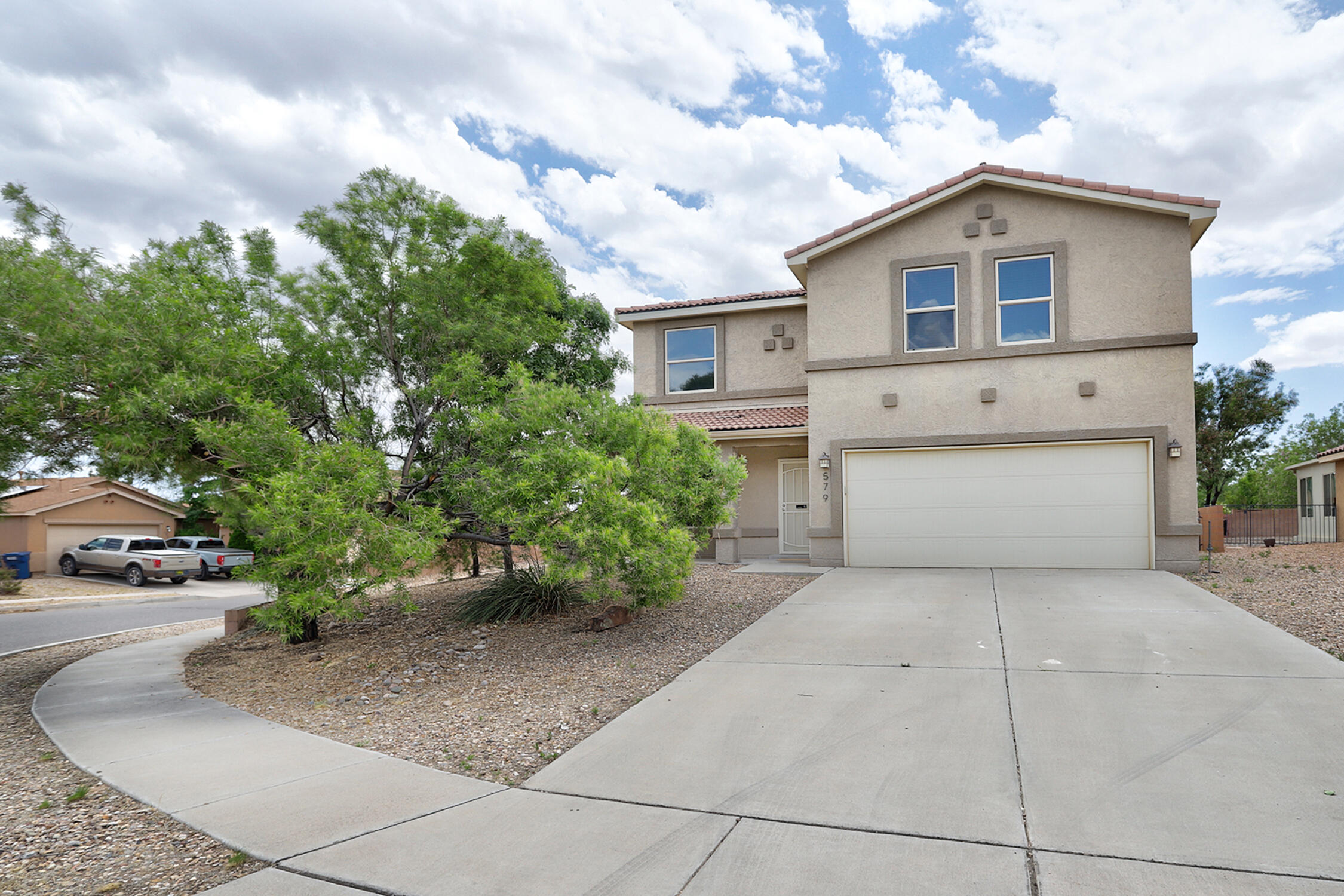 579 Creekside Avenue SW