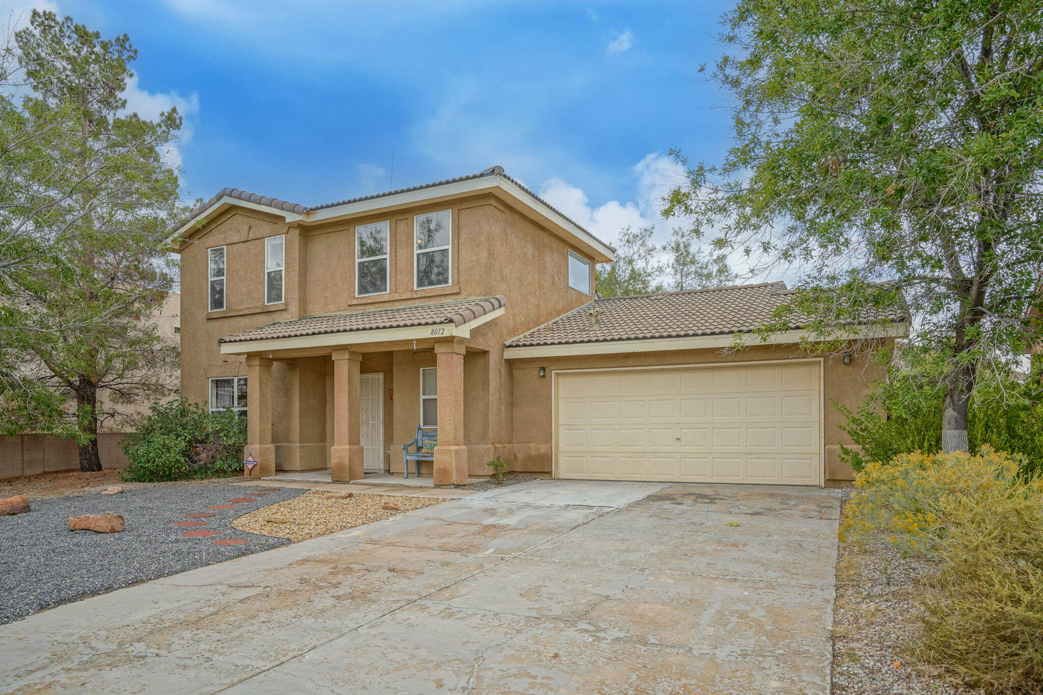 8012 Petroglyph Avenue NW