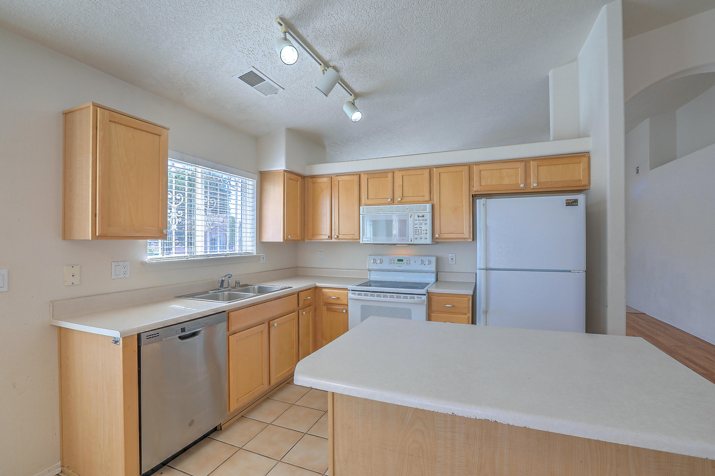 6474 Brenton Drive NW