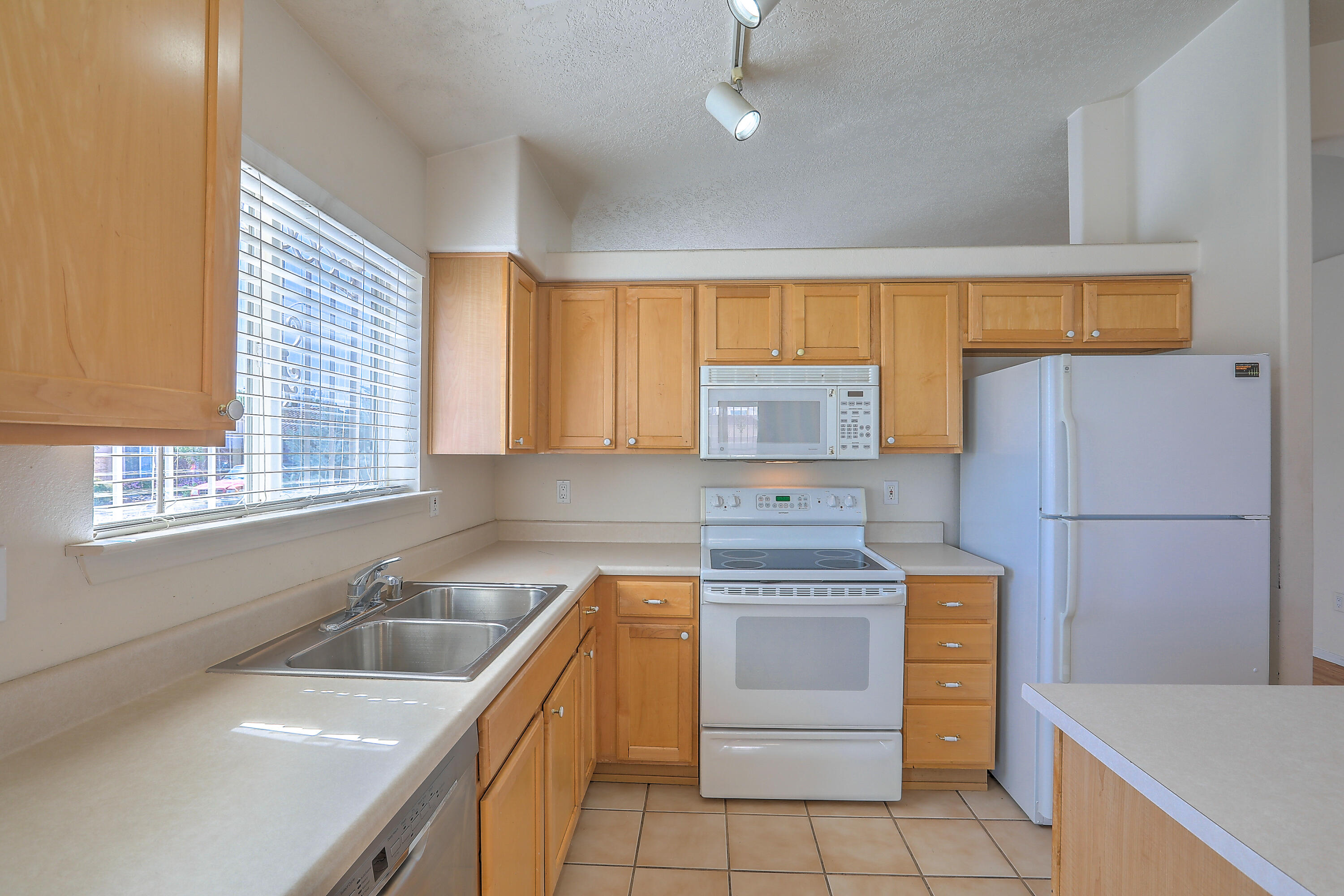 6474 Brenton Drive NW