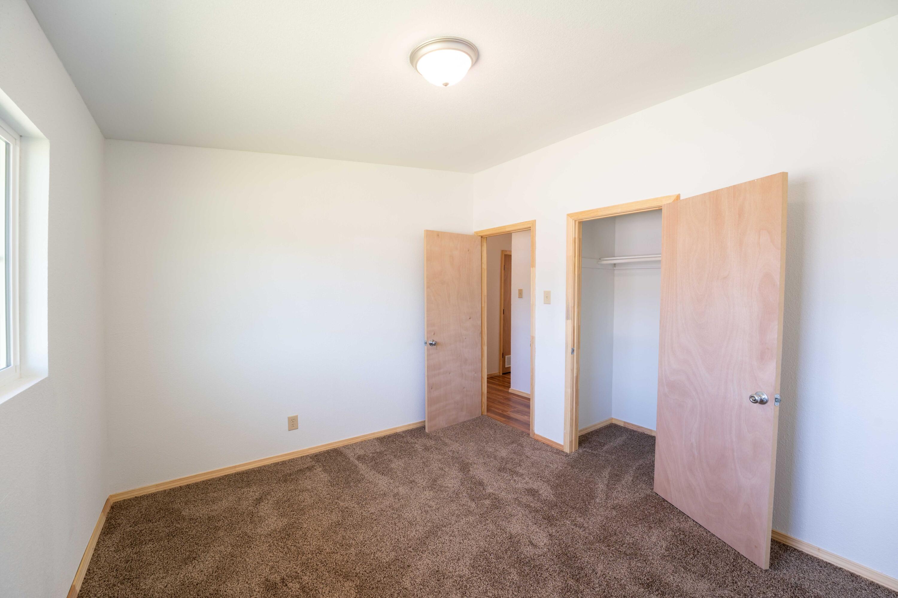 1001 Esperanza Drive