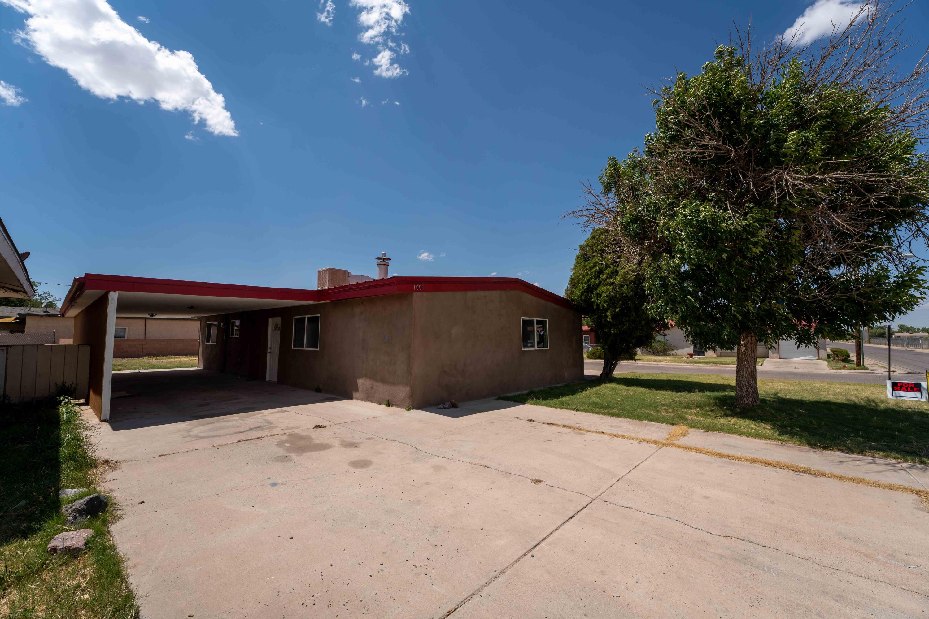 1001 Esperanza Drive