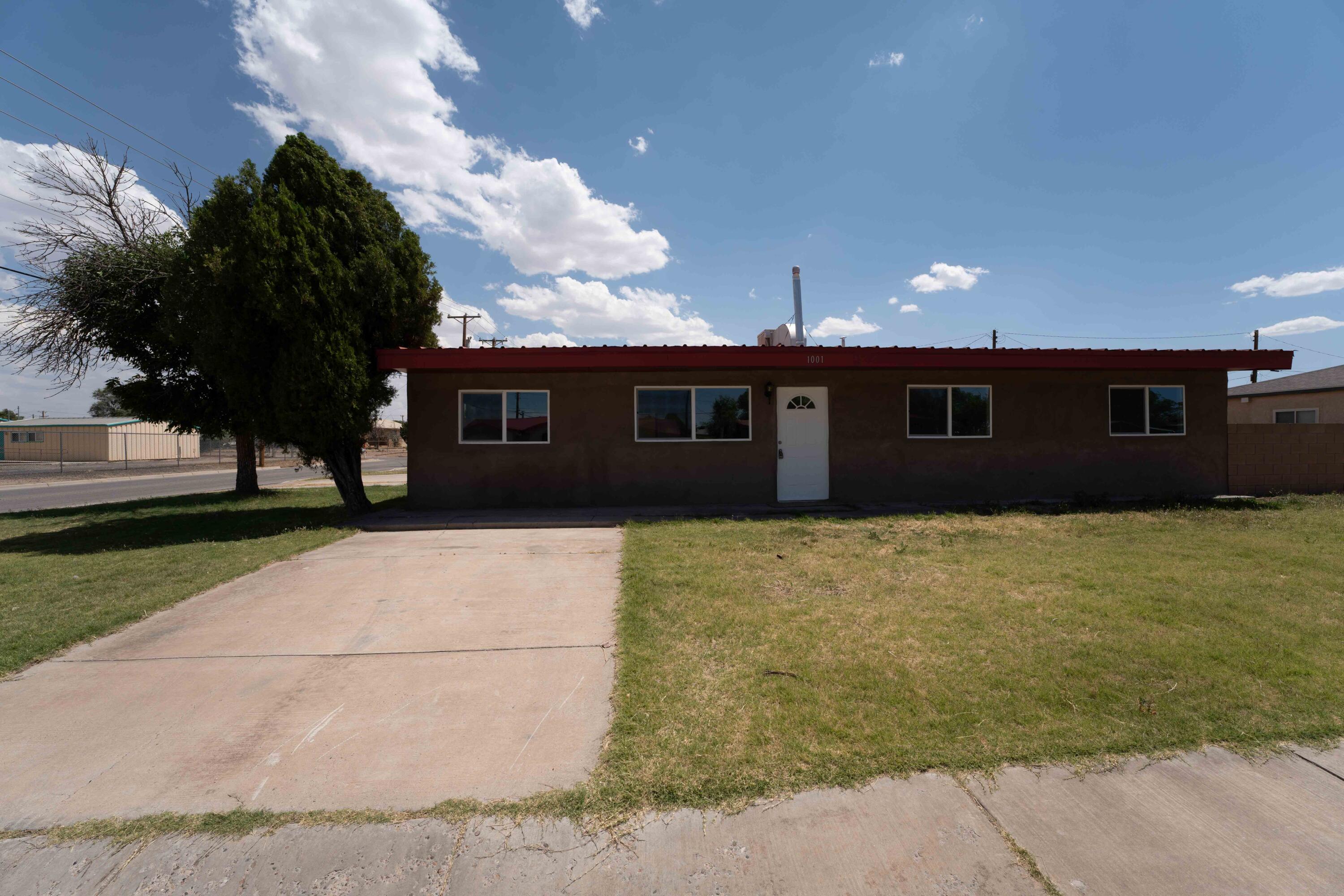 1001 Esperanza Drive